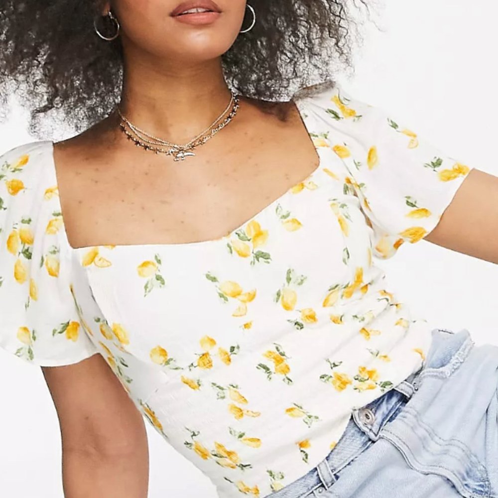 NWT Abercrombie And Fitch Womens Lemon Top